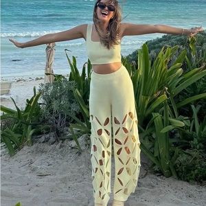 Yellow hollow Knit set